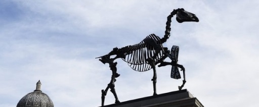 20150317_the-gift-horse-trafalgar-square